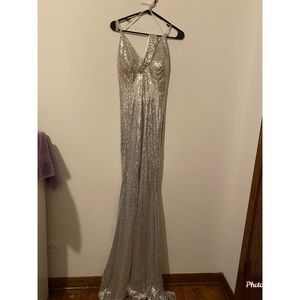 I am selling my prom dress from 2019. Worn once.